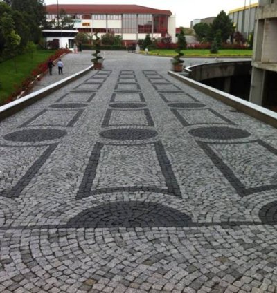 4x6x6 cm Granite Cobblestone